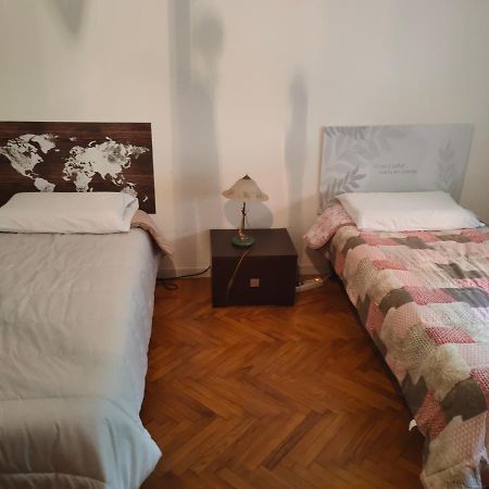 Apartmán Casa - House Xavier Una Casa Famigliare , Dame Entra Solo Chi A Un Bel Cuore , Non'E Il L'Intero Alloggio Solo Stanze E Bagno Turín Exteriér fotografie